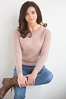Lauren LaVera