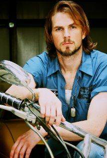 Том Земброд