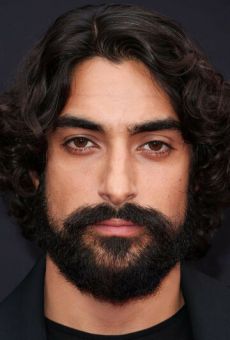 Эман Эсфанди